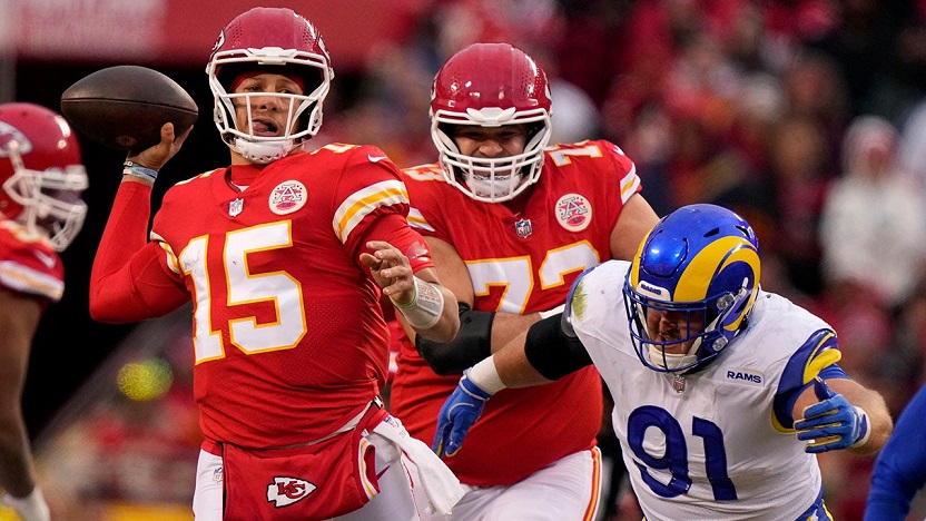 Los Angeles Rams vs. Kansas City Chiefs olika situationer händer